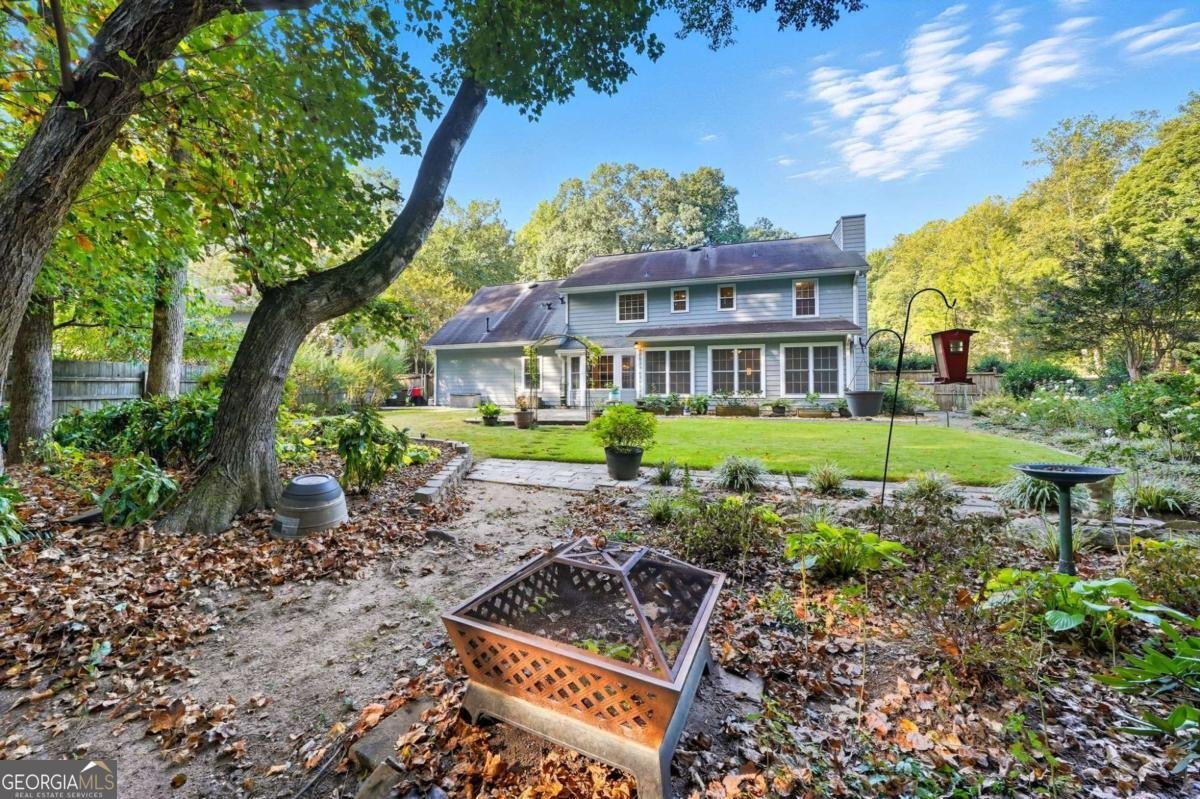 2466 Chimney Springs Drive Marietta - 2