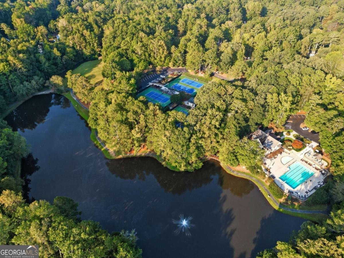2466 Chimney Springs Drive Marietta - 7