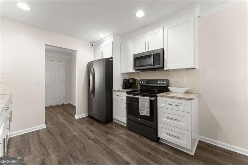 7367 Berry Hill Gainesville - 7