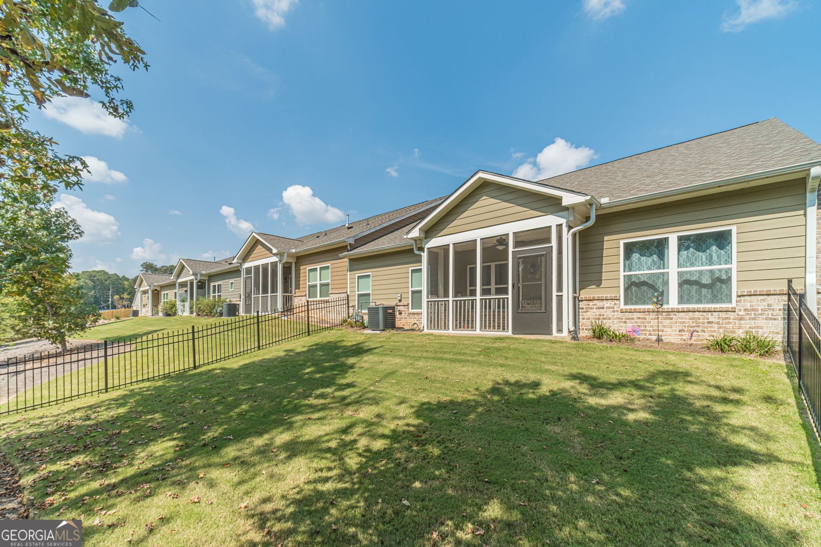 1584 Long Shadow Lane Snellville - 34