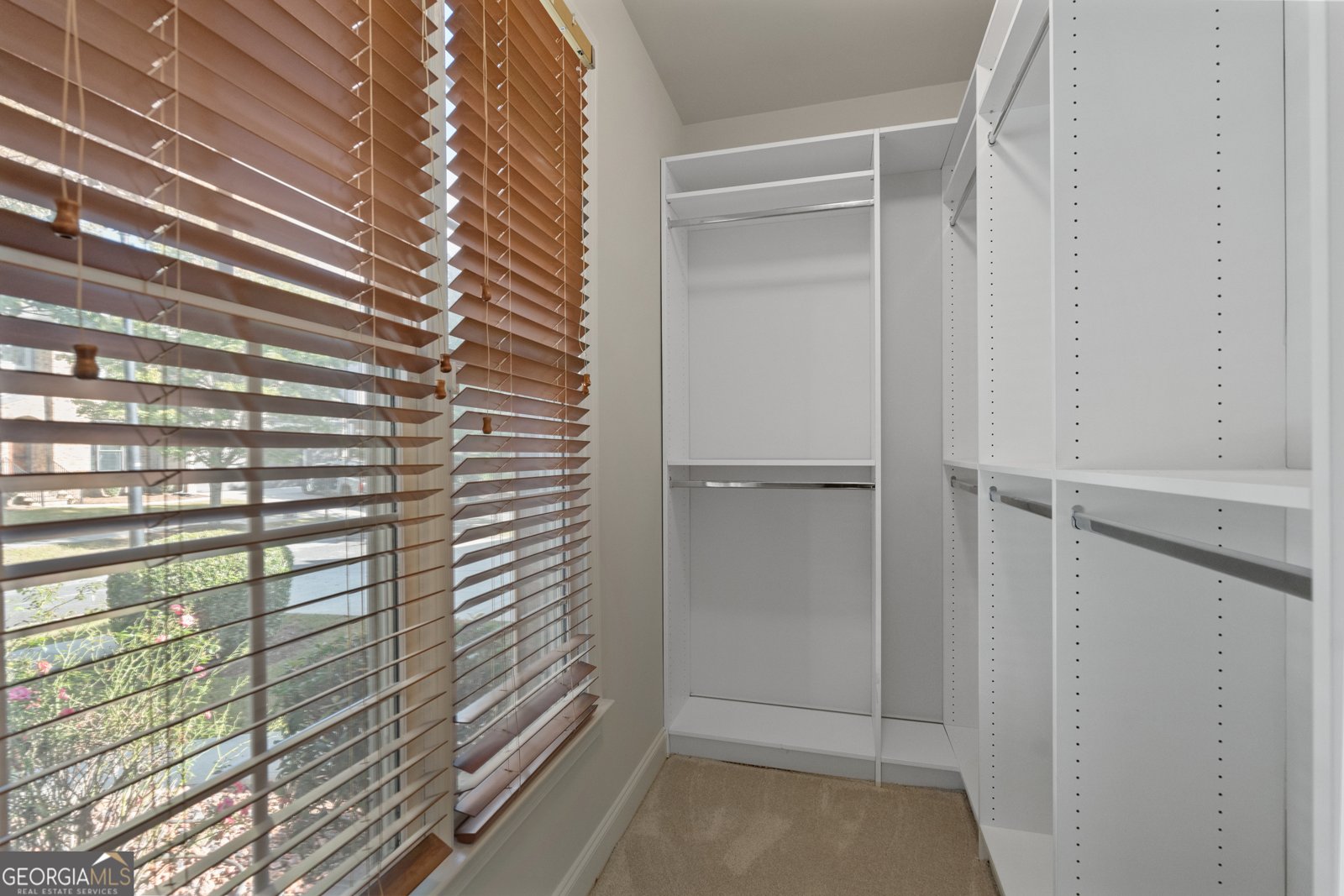 6427 Blue Water Drive Buford - 29