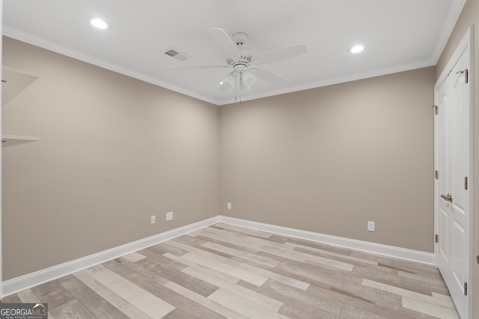 6427 Blue Water Drive Buford - 42