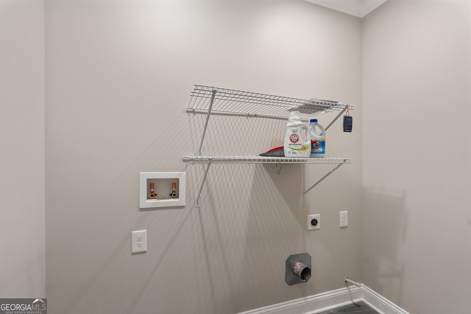6427 Blue Water Drive Buford - 45