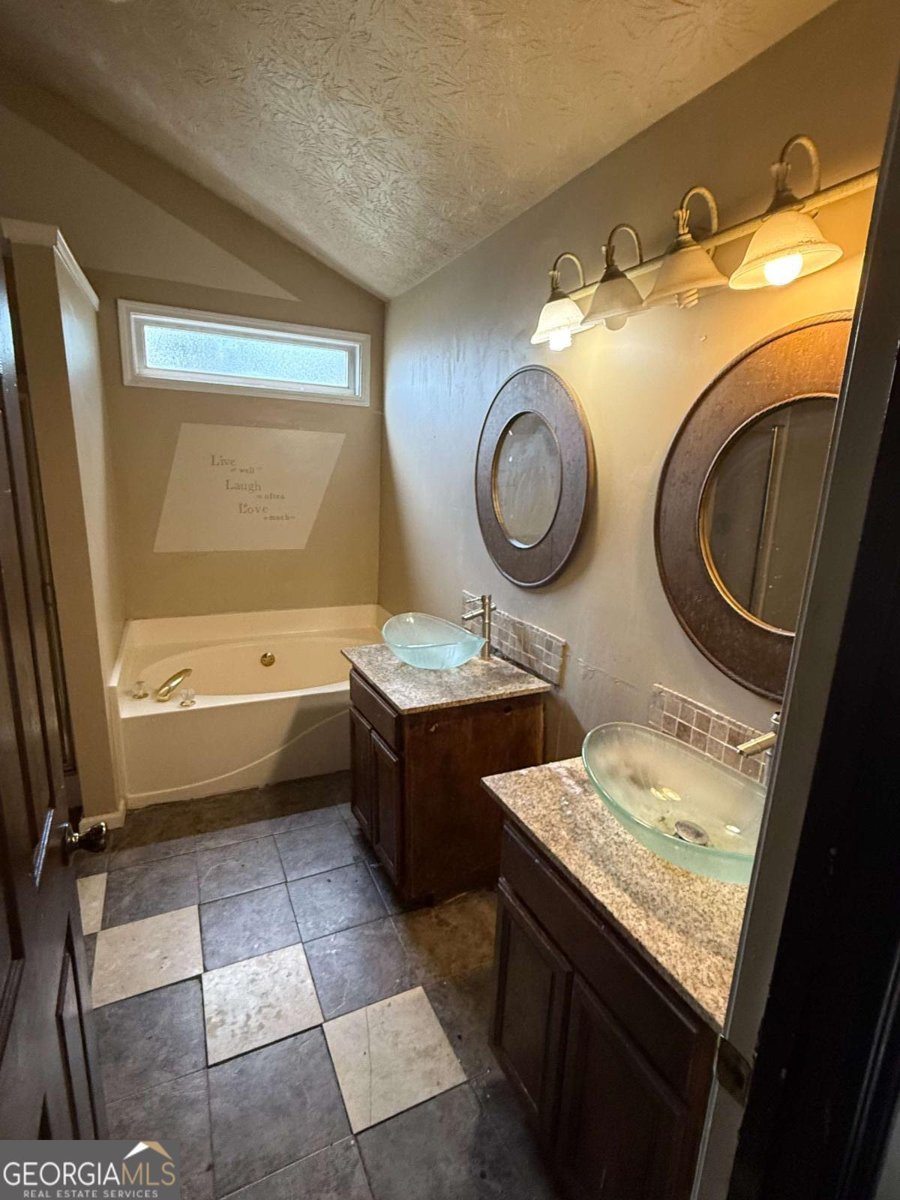 2945 Da Vinci Boulevard Decatur - 1