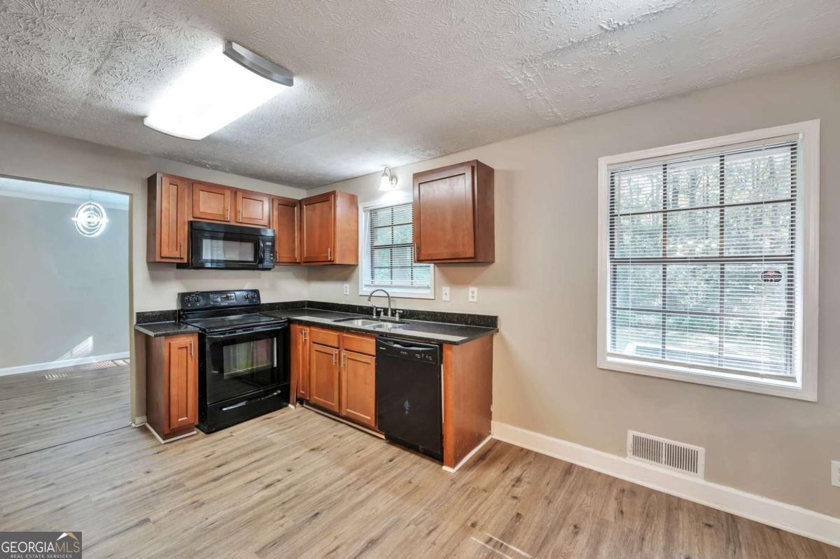 1501 Pineview Terrace Ellenwood - 8