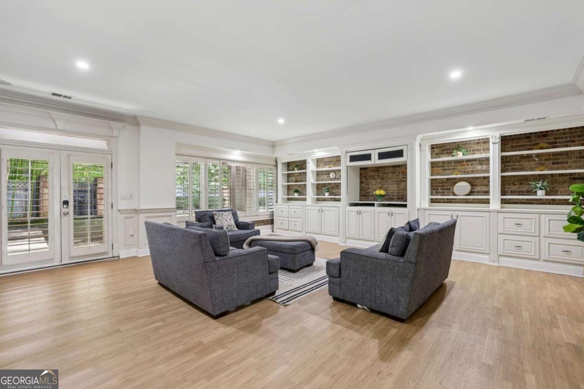 13039 Freemanville Road Alpharetta - 20