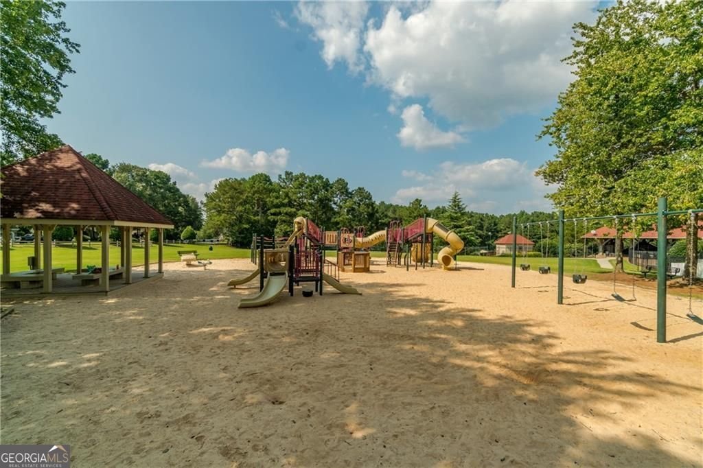 1404 Coventry Court Woodstock - 12