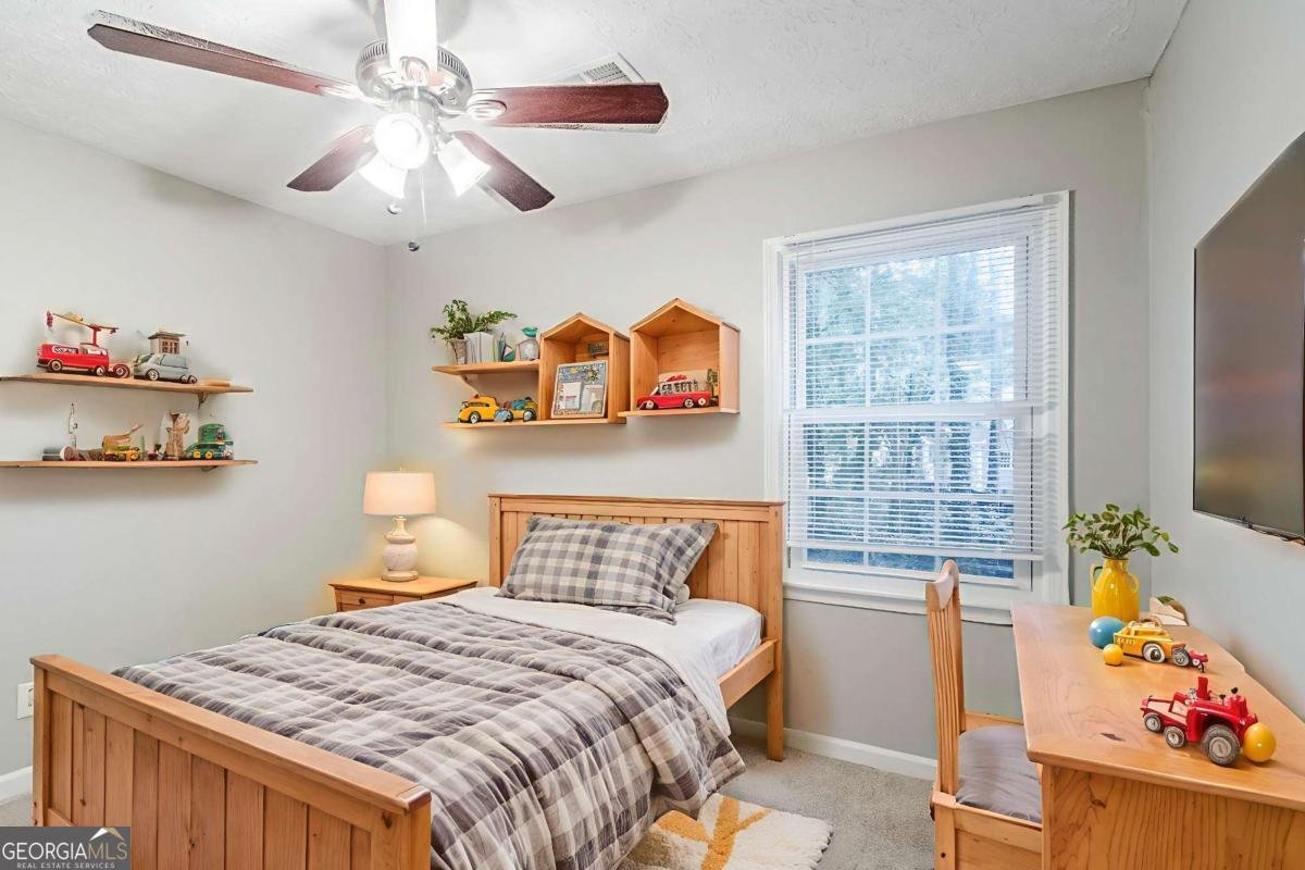 1075 Forest Heights Road Stone Mountain - 4