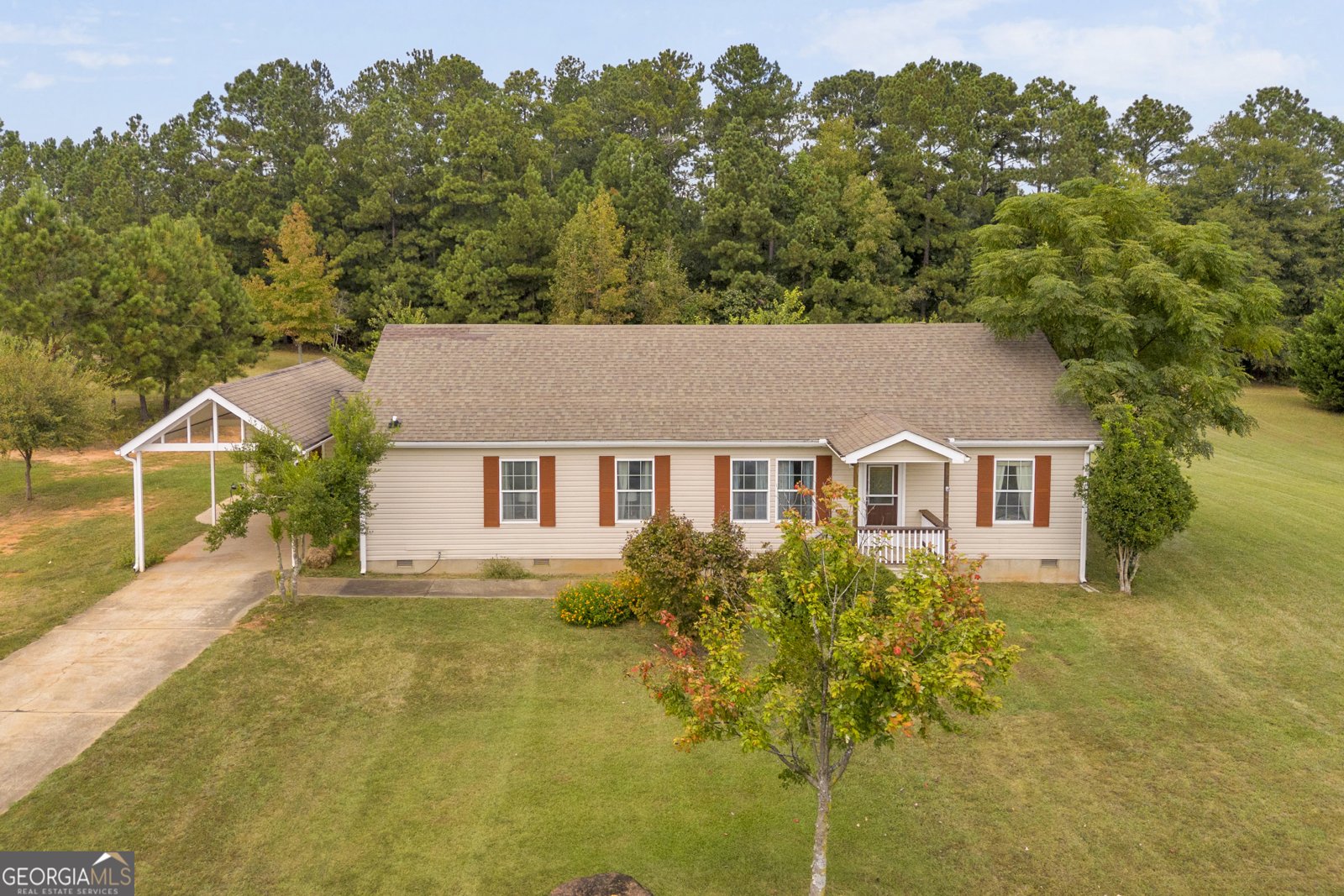136 Emerald Circle Colbert - 1