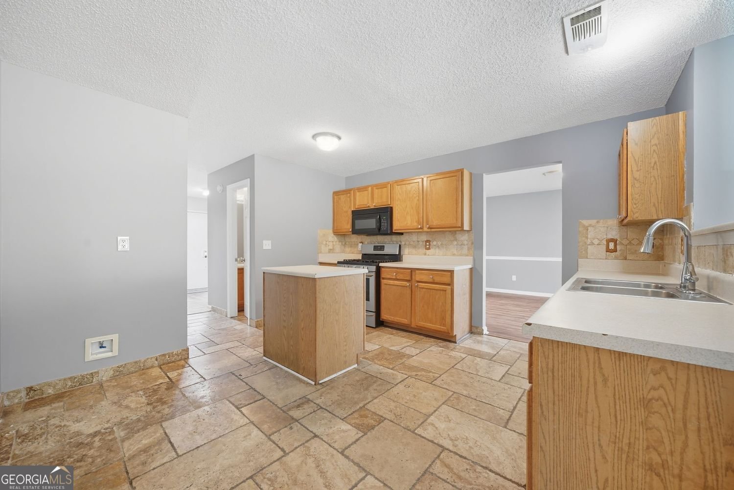 90 Kirkland Court Covington - 12