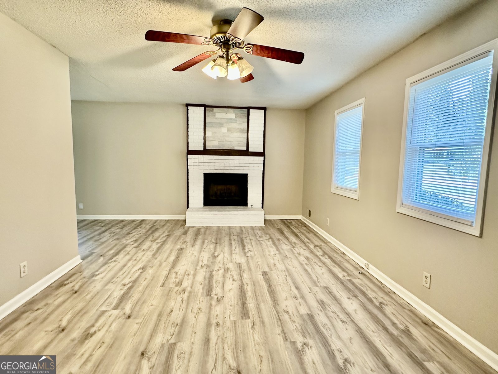 3095 Barrett Court Powder Springs - 3