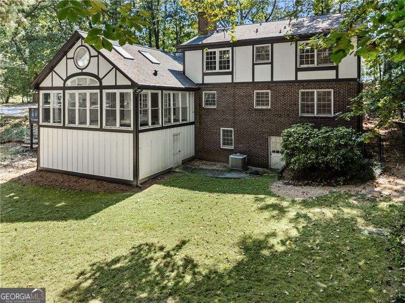 965 Heards Ferry Road Atlanta - 33
