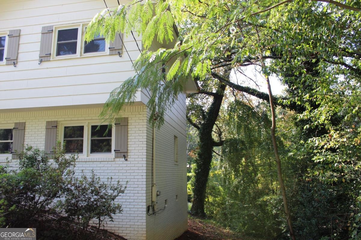 192 Summit Street Cornelia - 24