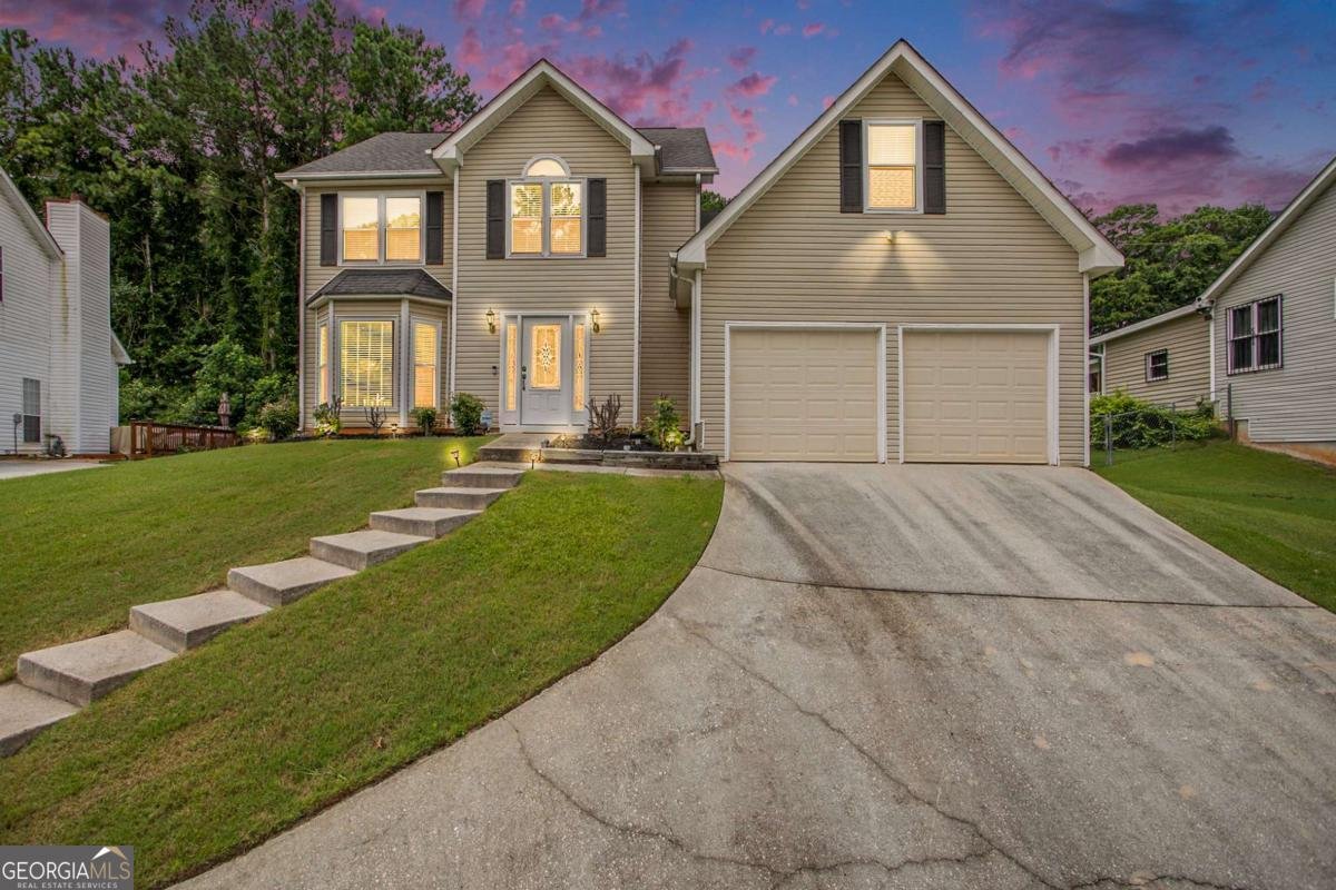 851 Louisa Lane Lithonia - 1