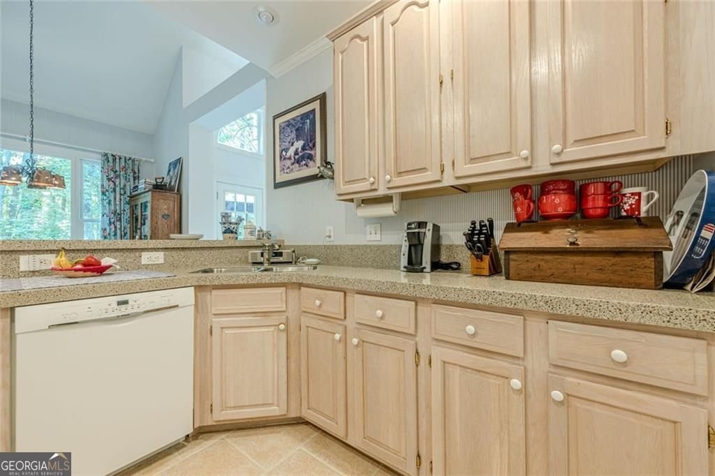 322 Pebble Trail Alpharetta - 17