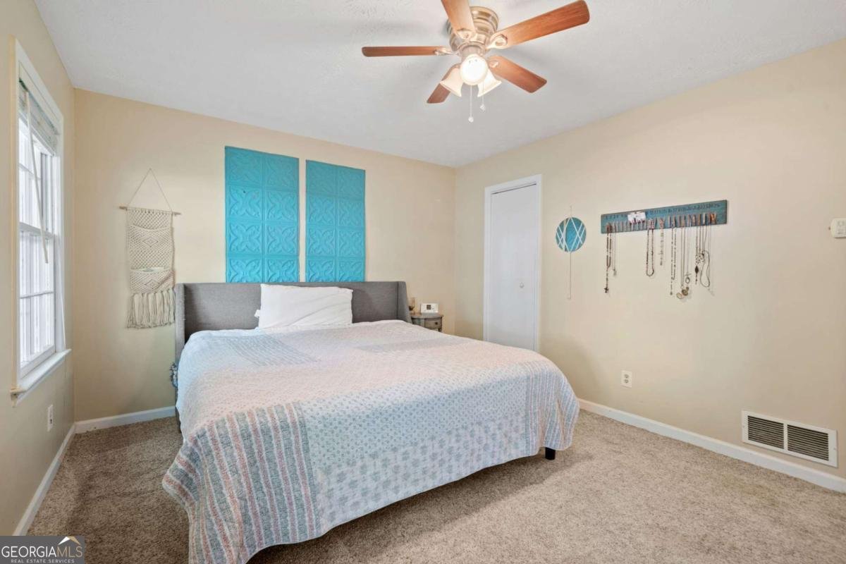 2433 Hidden Lane Snellville - 10