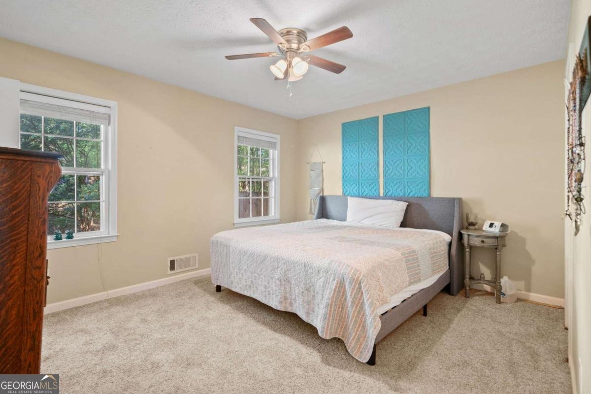 2433 Hidden Lane Snellville - 11