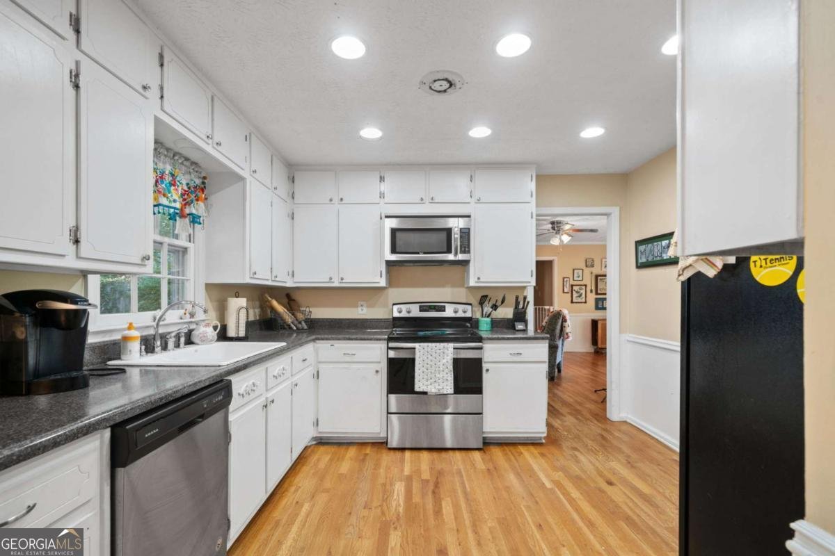 2433 Hidden Lane Snellville - 2