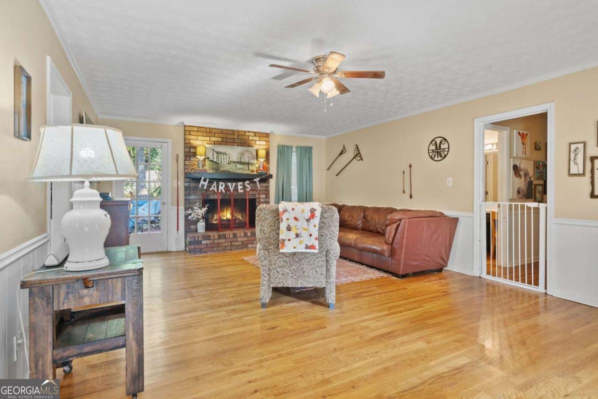 2433 Hidden Lane Snellville - 4