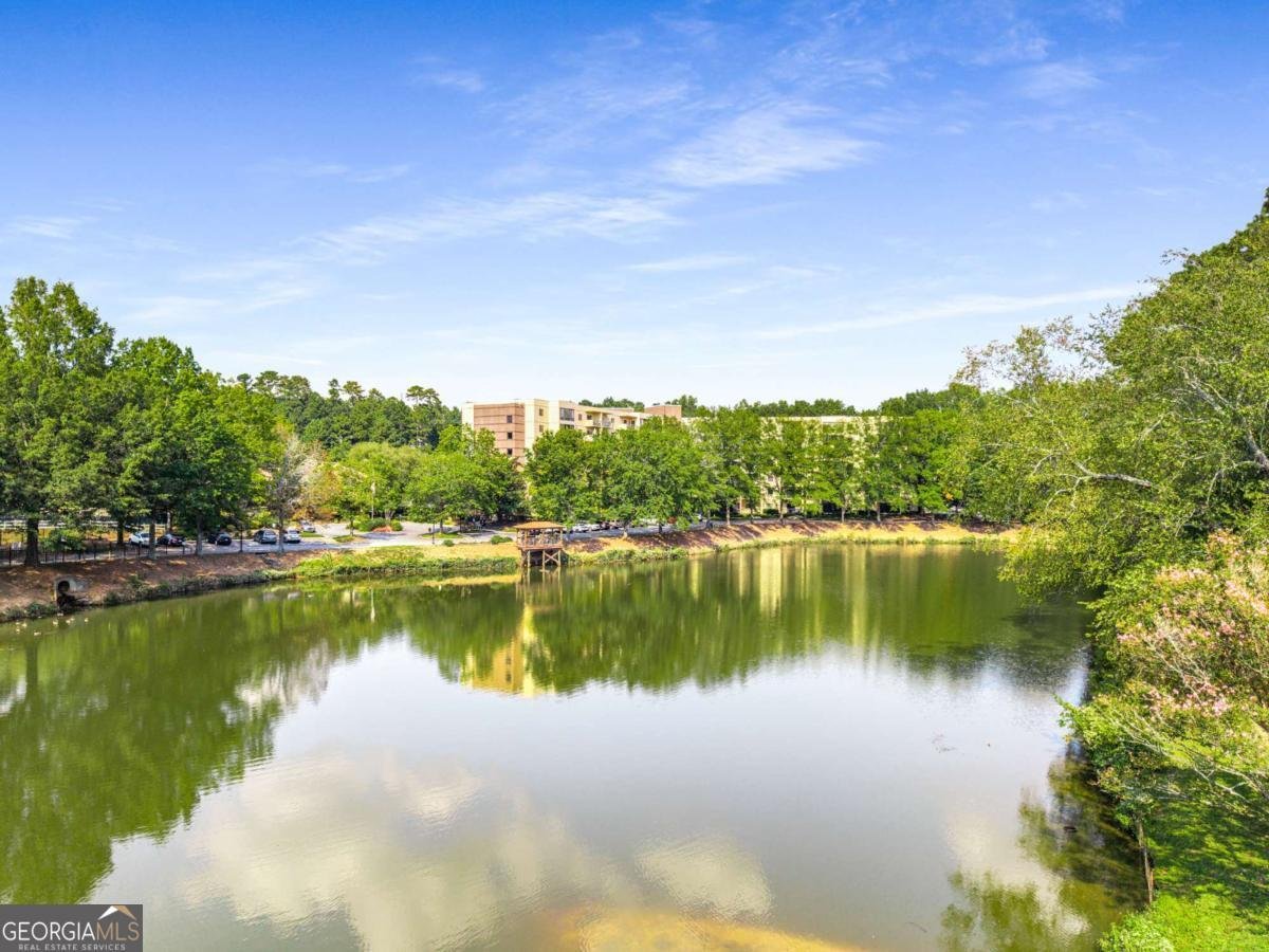 1800 Clairmont Lake Decatur - 43