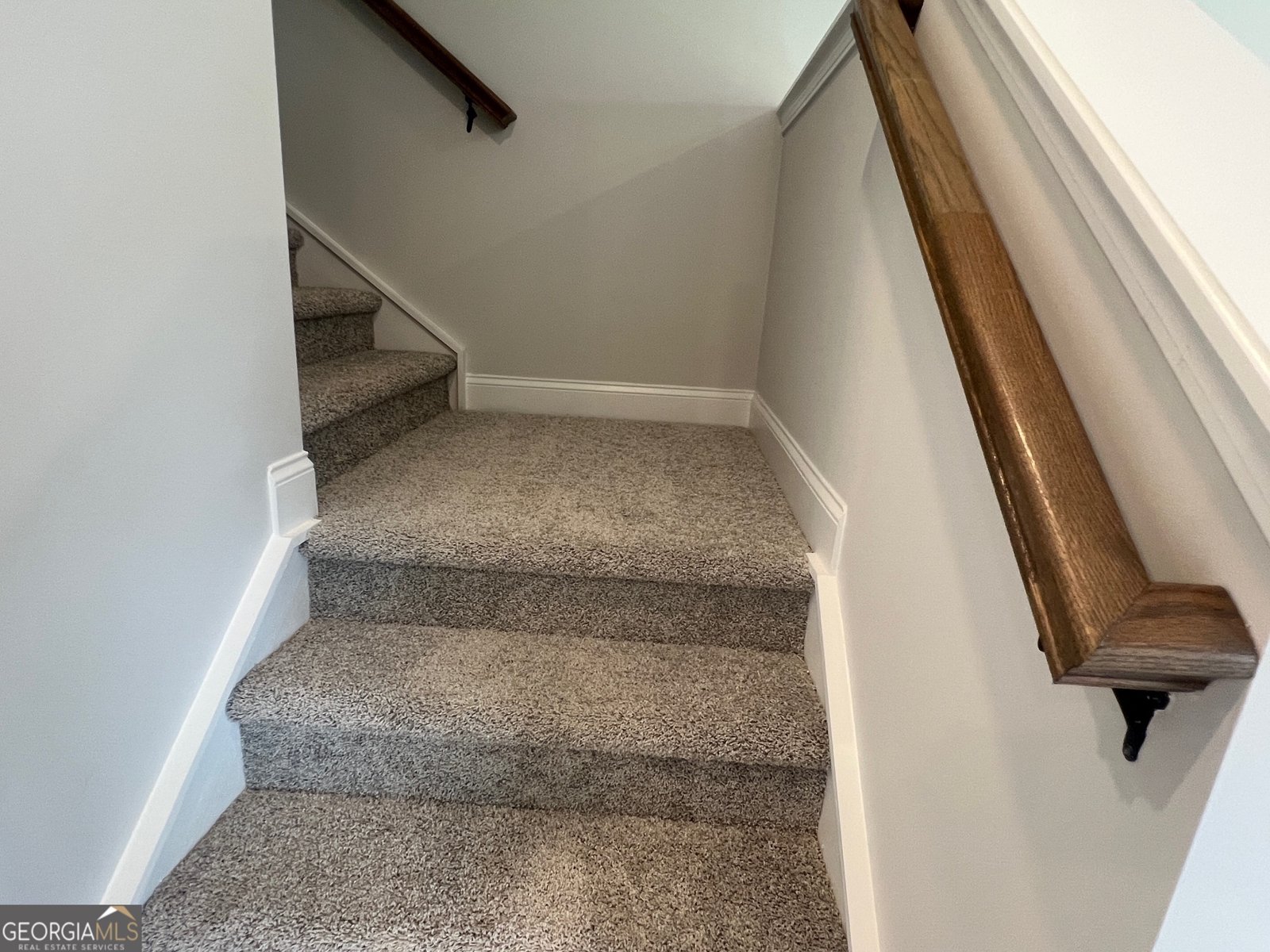 3546 Iron Hearth Bend Snellville - 3