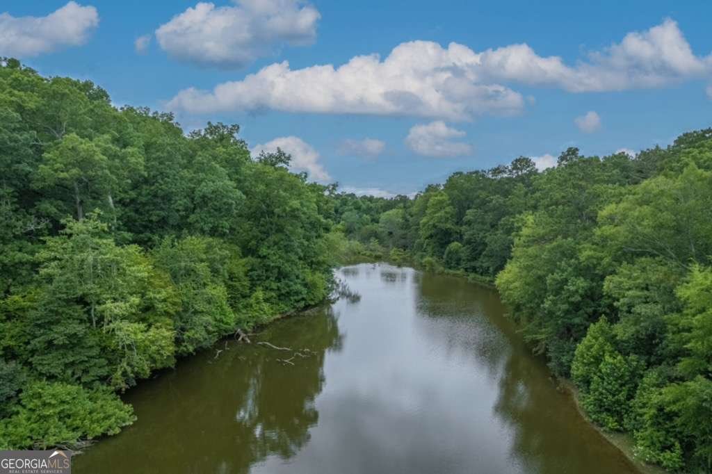 2734 WINDWARD HARBOR Drive Elberton - 27