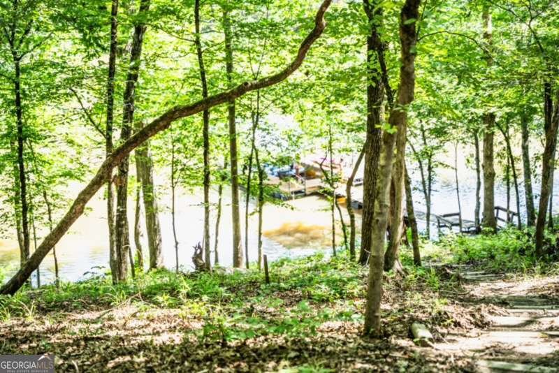 2734 WINDWARD HARBOR Drive Elberton - 36