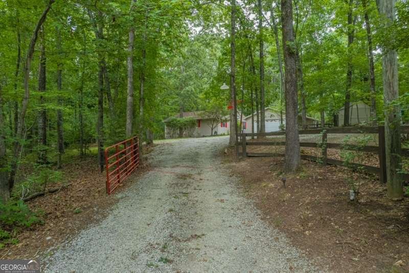 2734 WINDWARD HARBOR Drive Elberton - 38