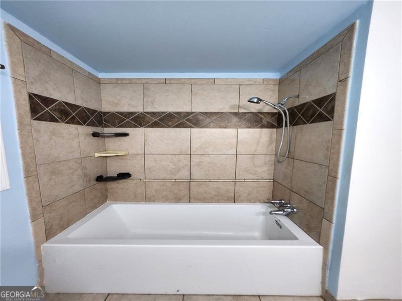 3602 AMANDA Powder Springs - 36
