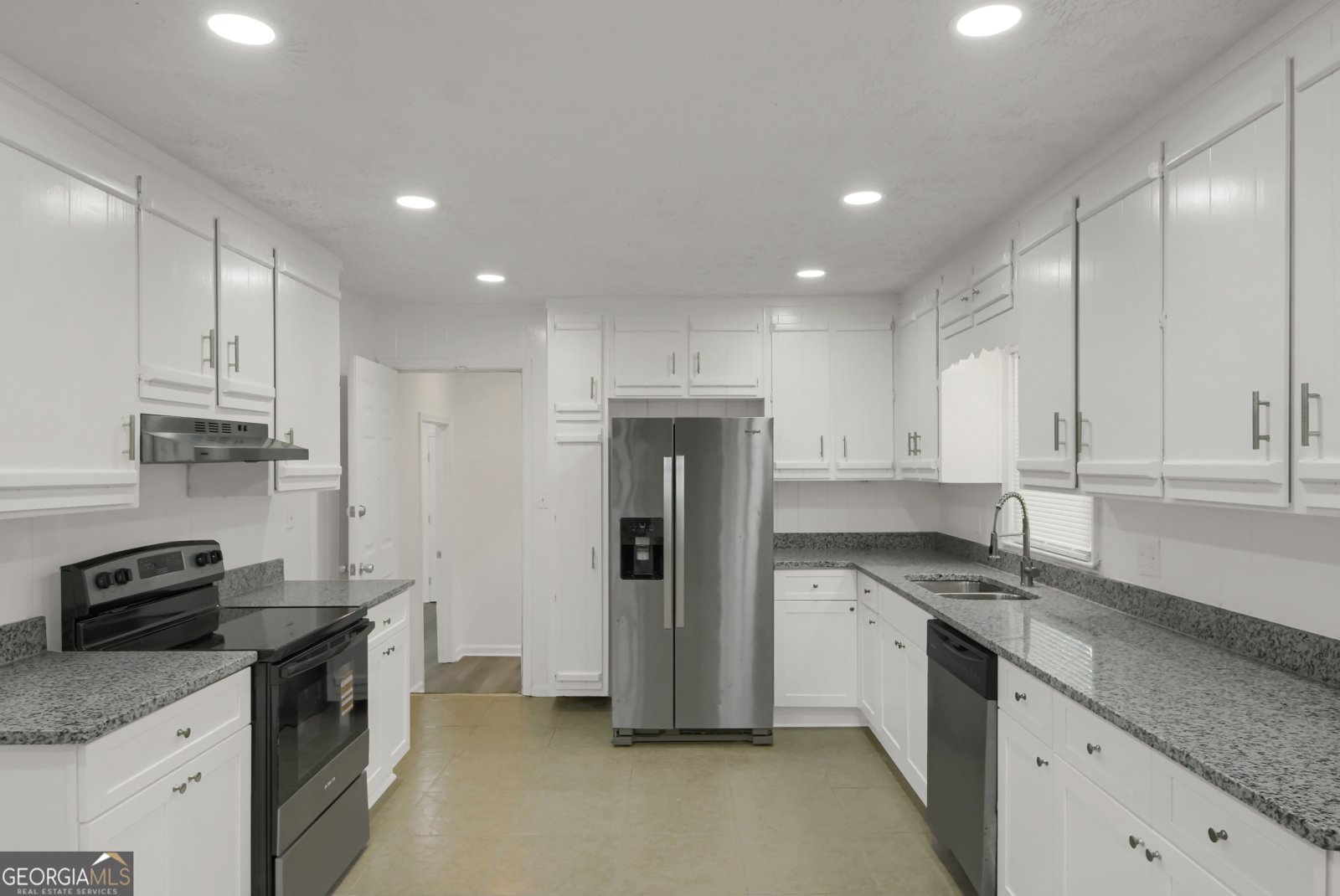 137 HILLCREST Drive Austell - 12