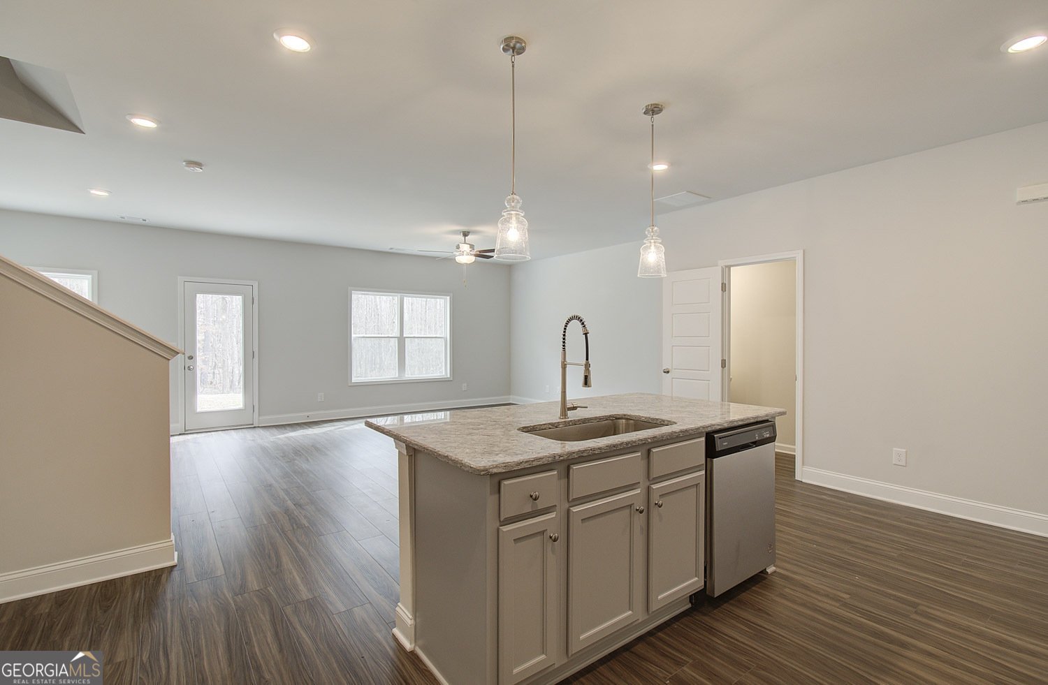 3557 Iron Hearth Bend Snellville - 18