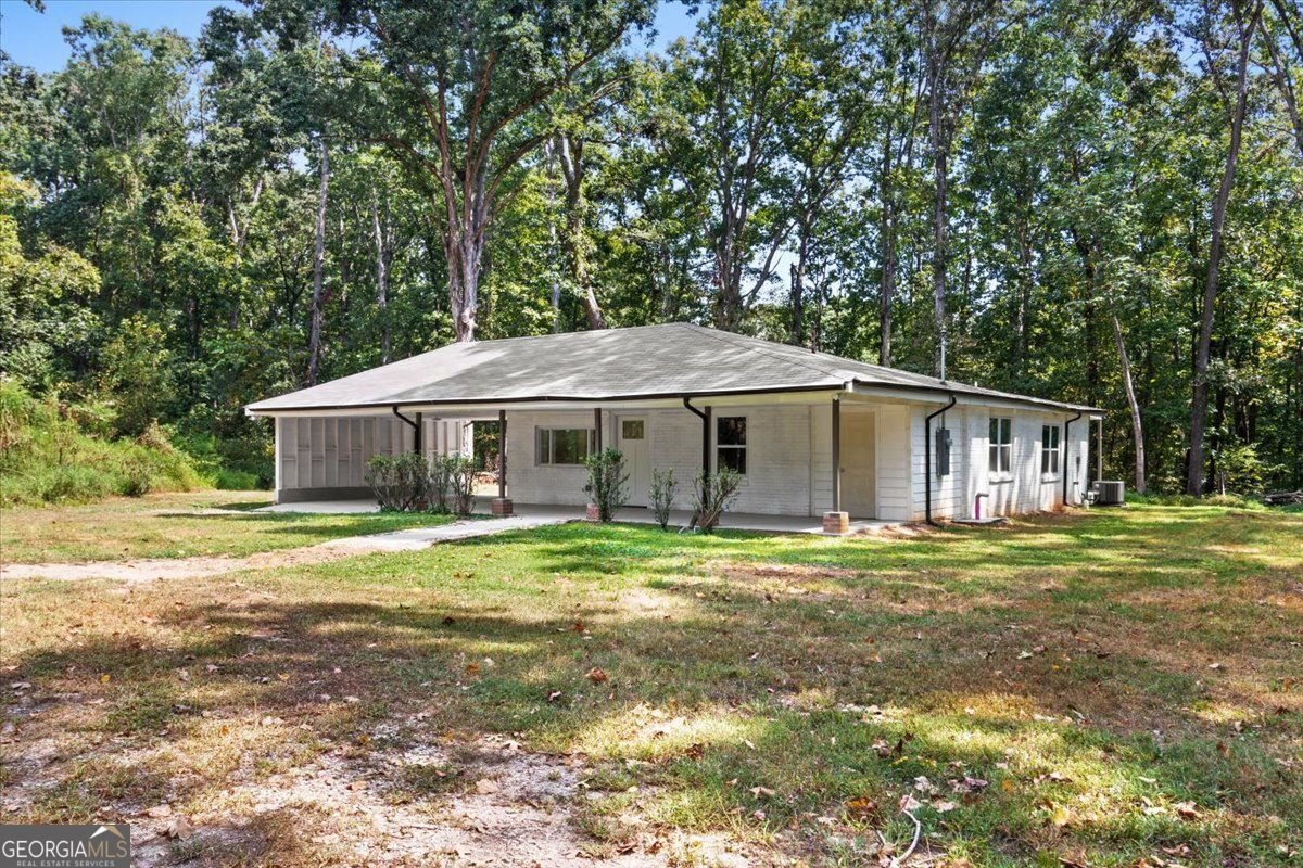 3990 Pine Hill Drive Douglasville - 1