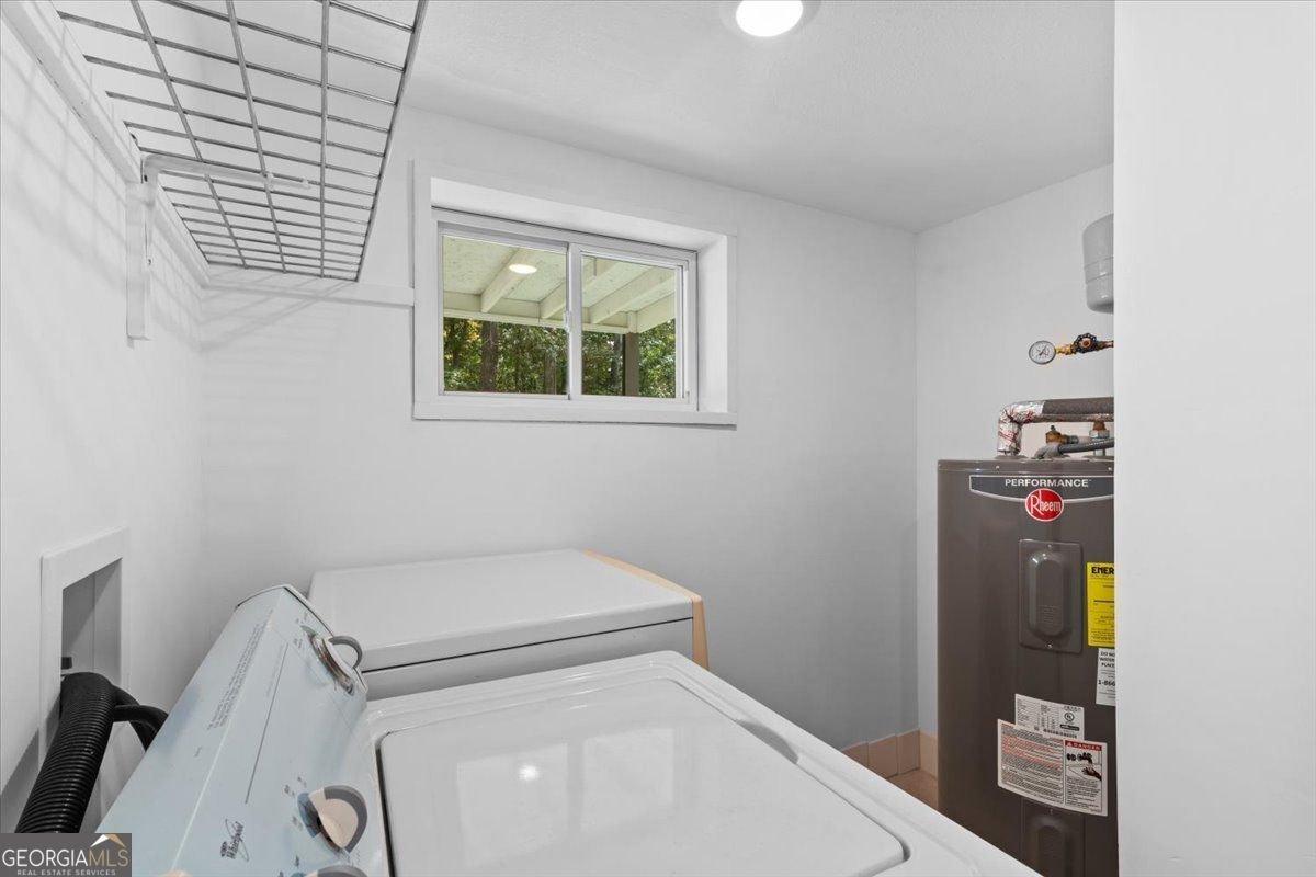 3990 Pine Hill Drive Douglasville - 28