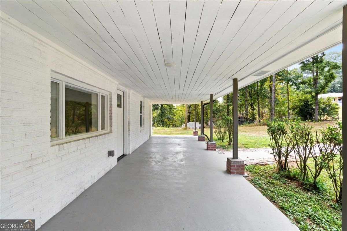 3990 Pine Hill Drive Douglasville - 3