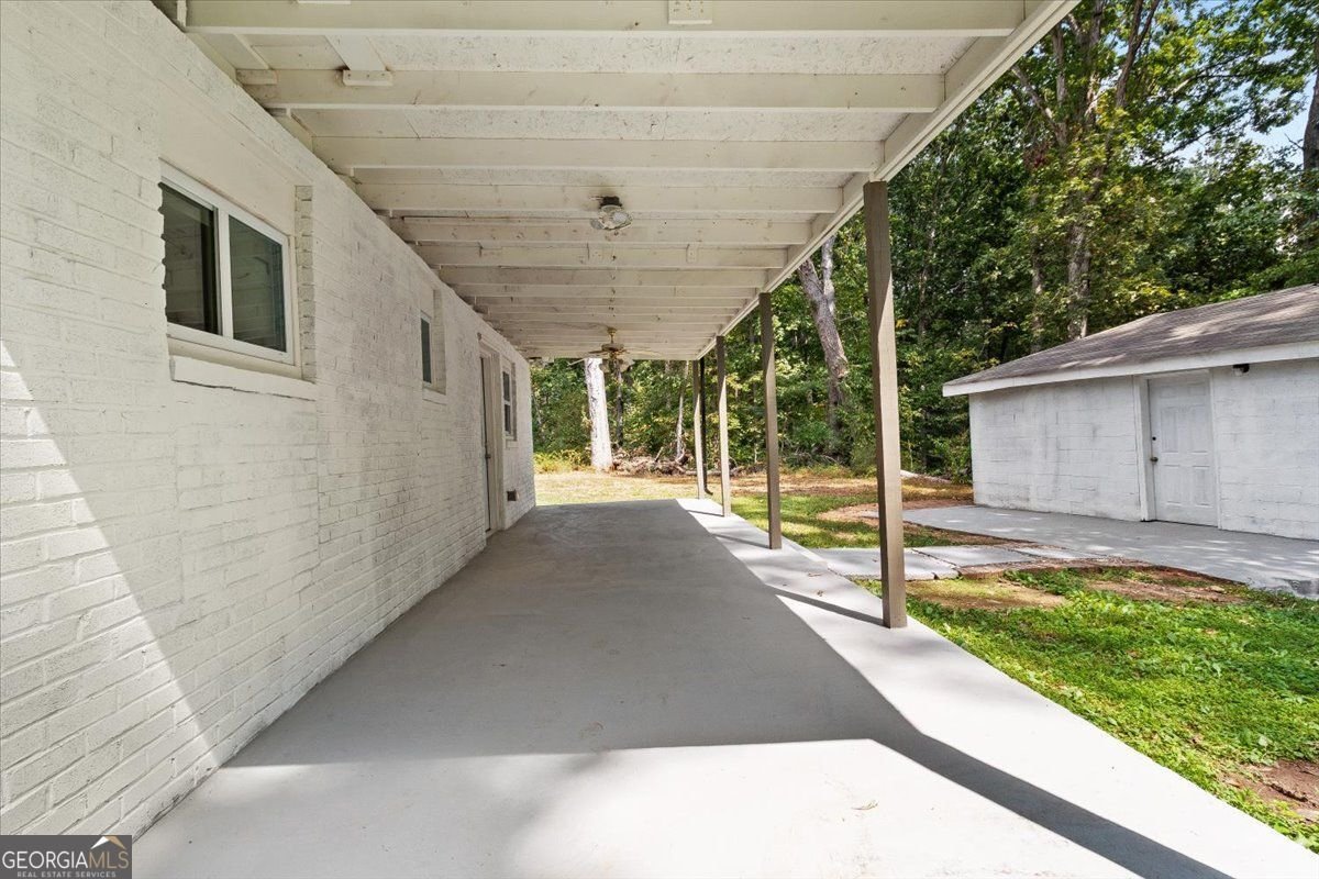 3990 Pine Hill Drive Douglasville - 30