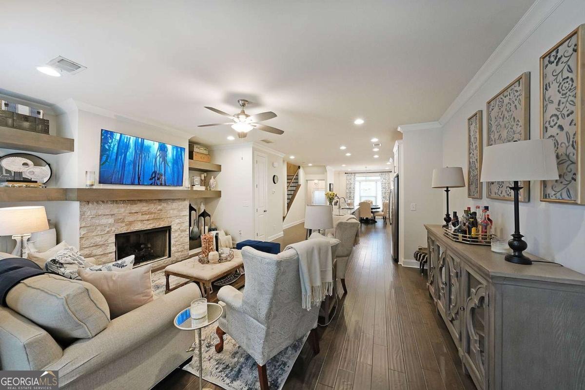 2051 Glenview Park Circle Duluth - 14