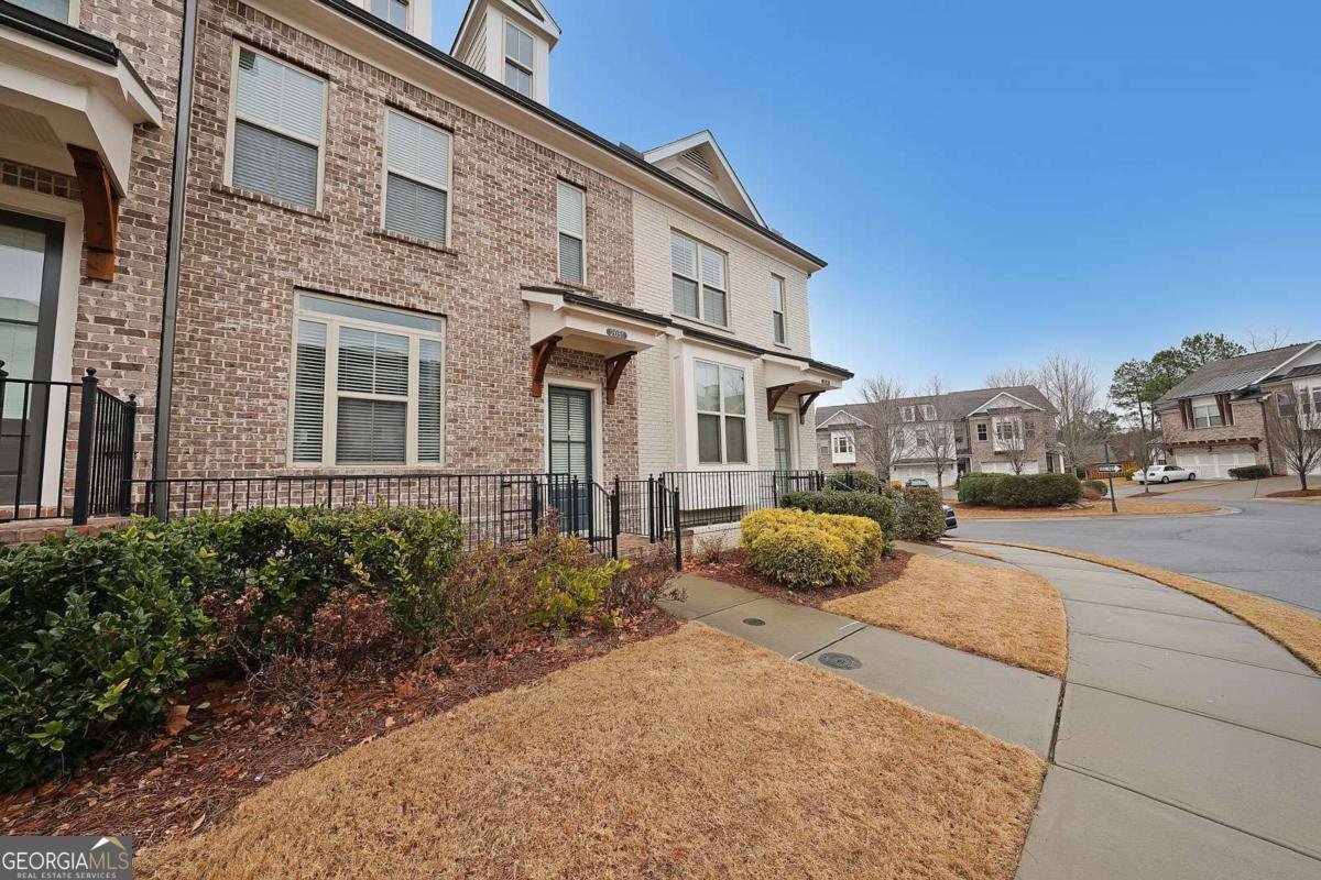 2051 Glenview Park Circle Duluth - 4