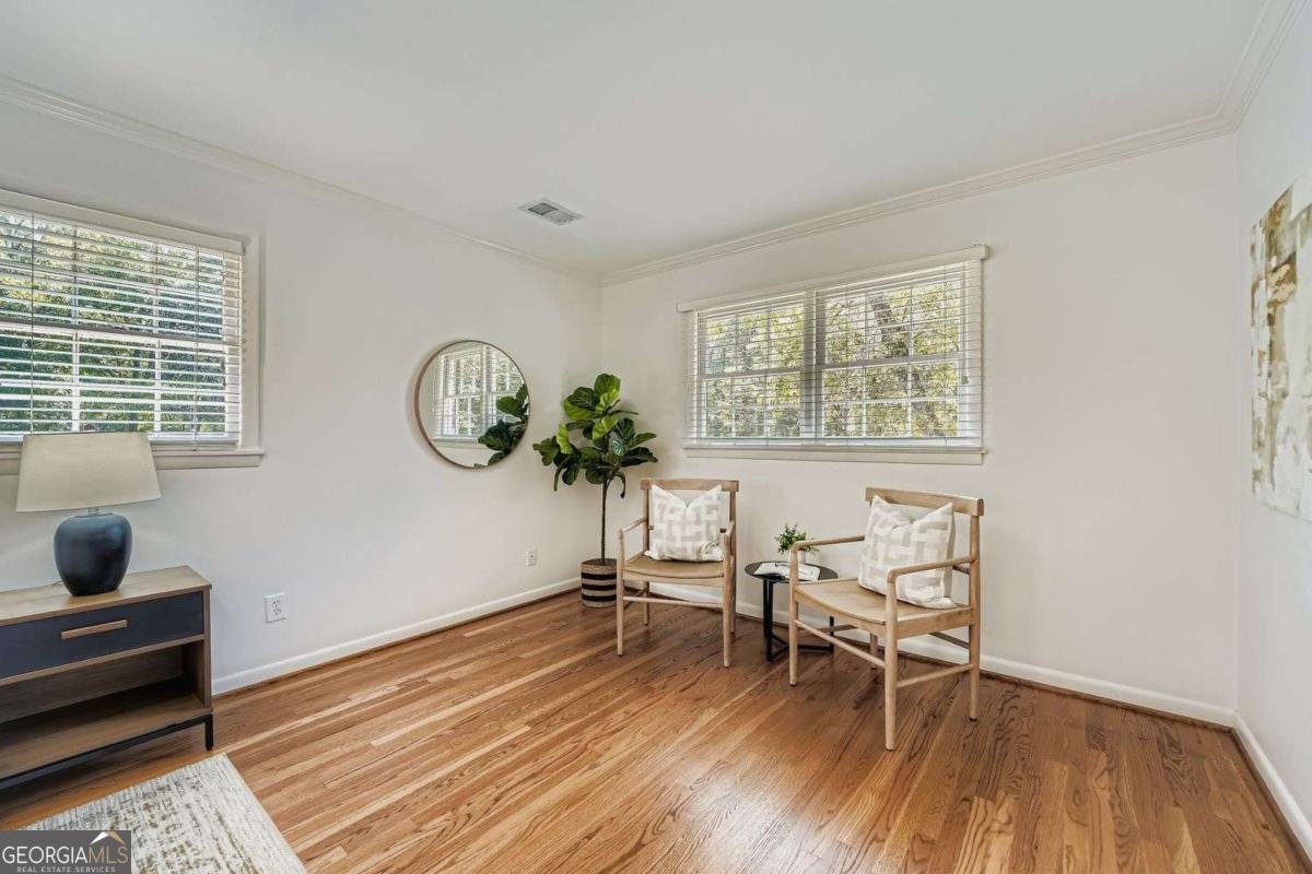 2101 Chesterfield Drive Atlanta - 19