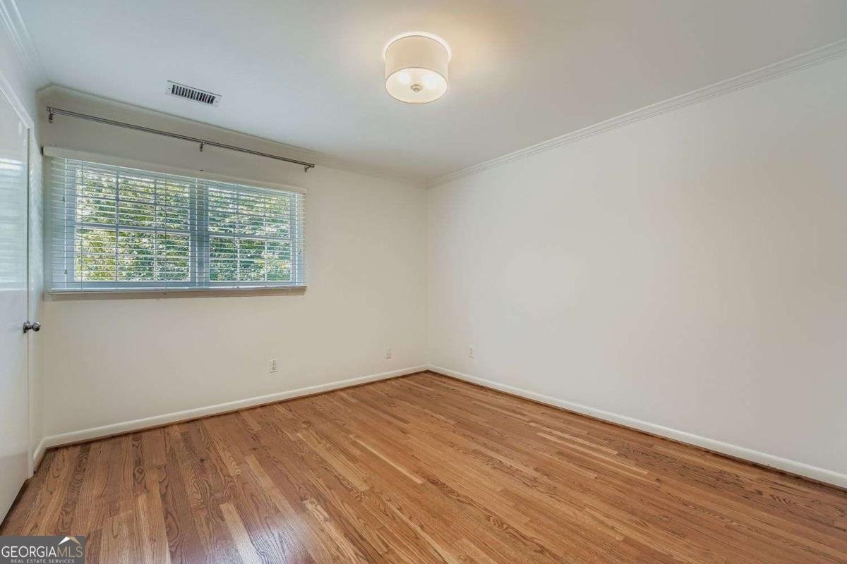 2101 Chesterfield Drive Atlanta - 24