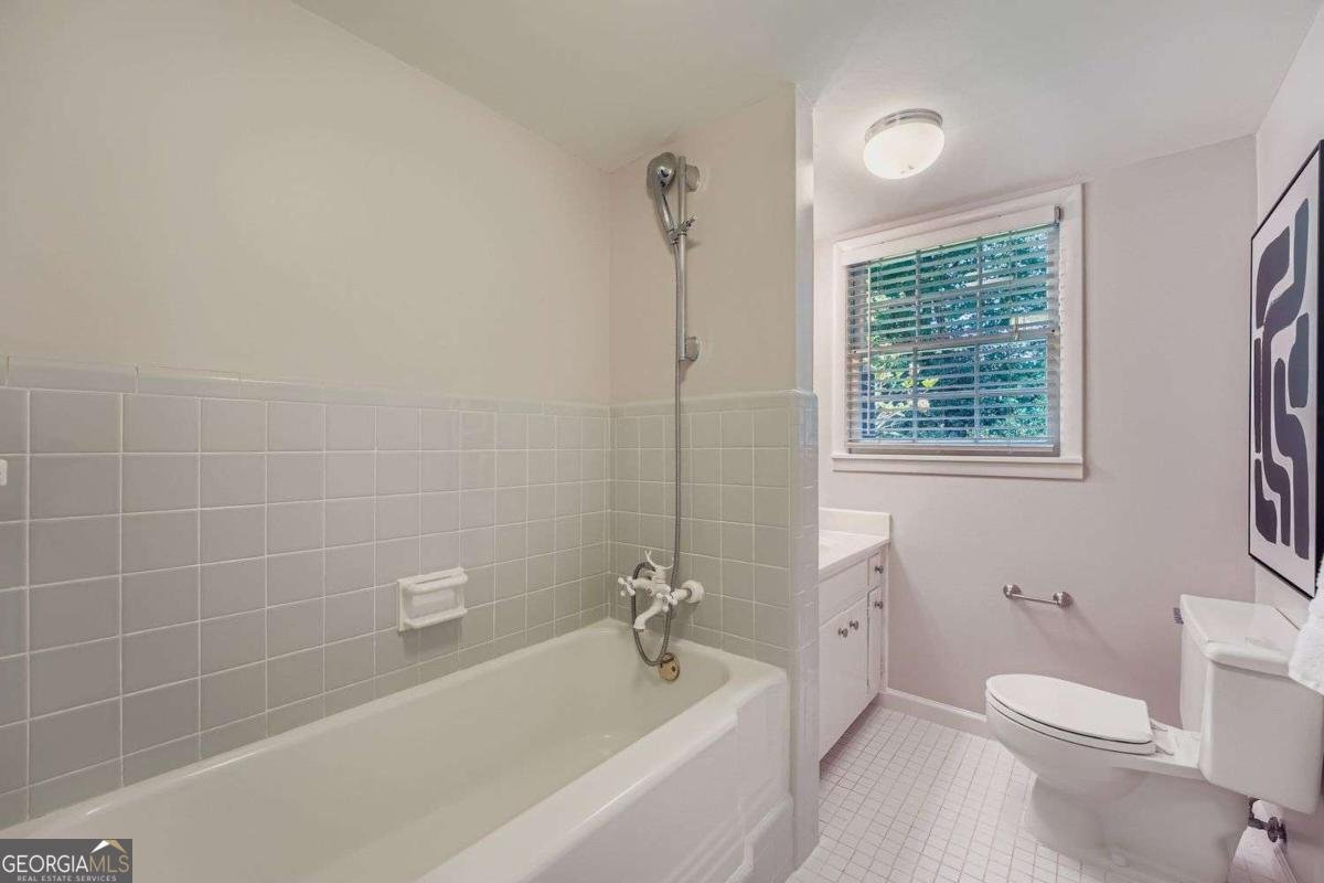 2101 Chesterfield Drive Atlanta - 32