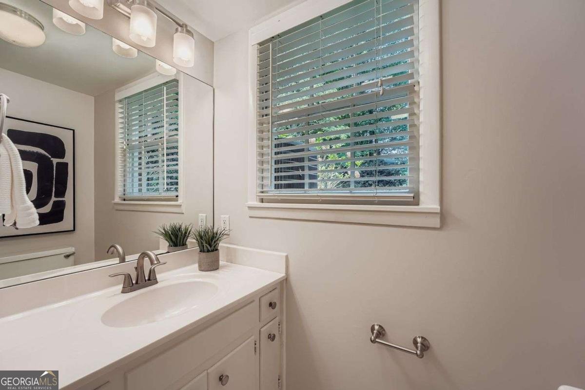 2101 Chesterfield Drive Atlanta - 33