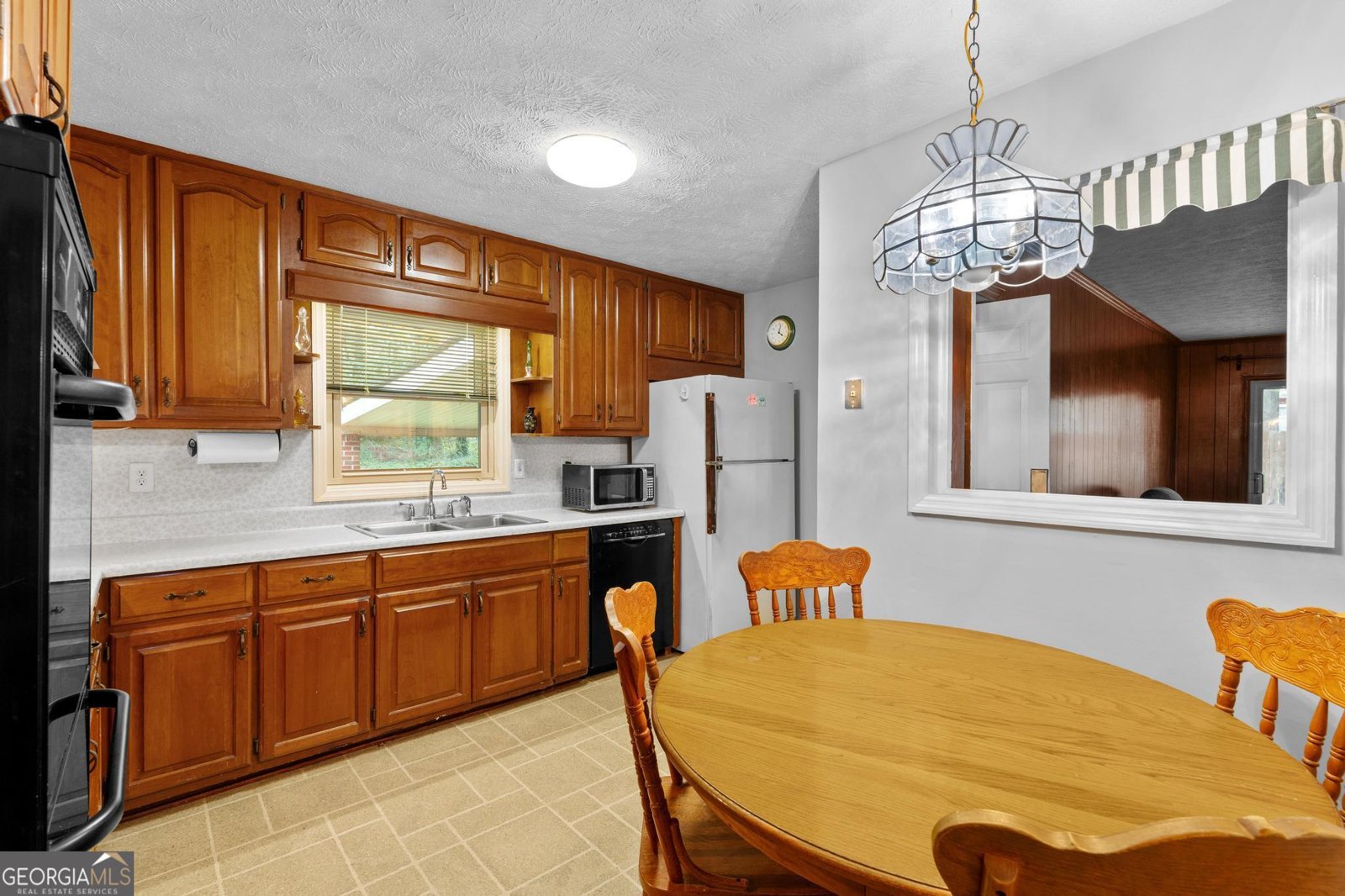 200 North Drive Hampton - 13