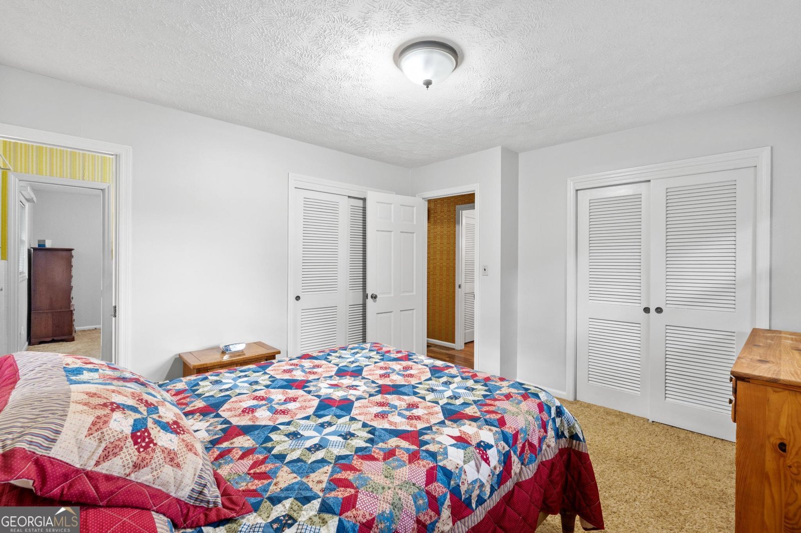 200 North Drive Hampton - 18