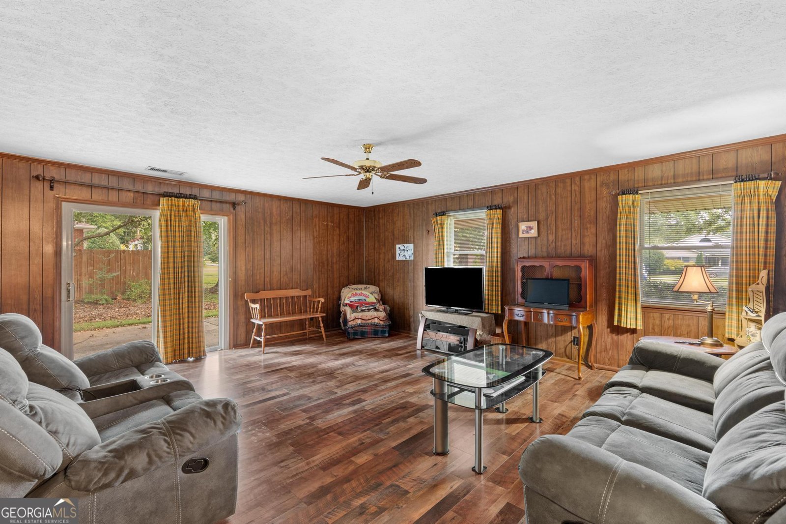 200 North Drive Hampton - 8