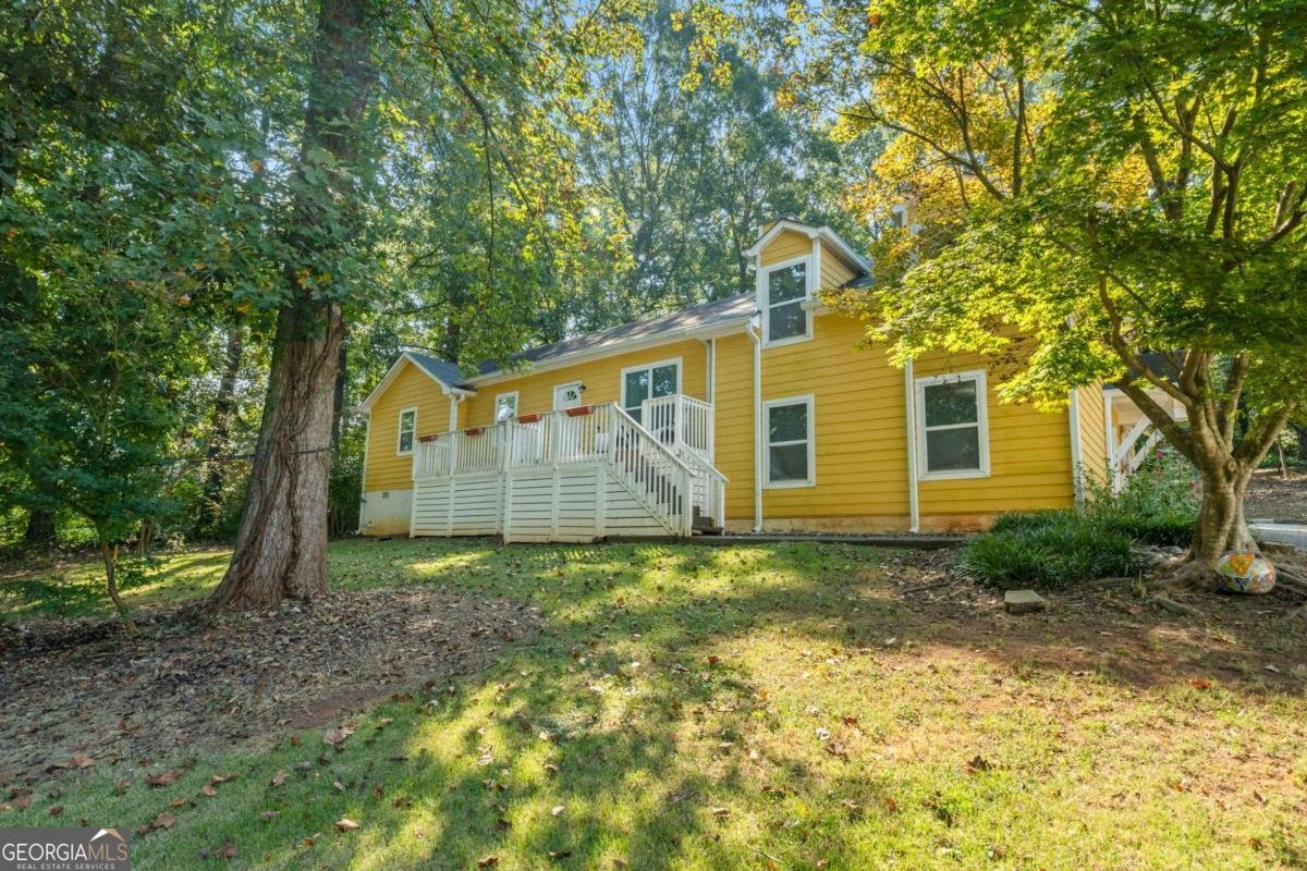105 Bobolink Drive Stockbridge - 1