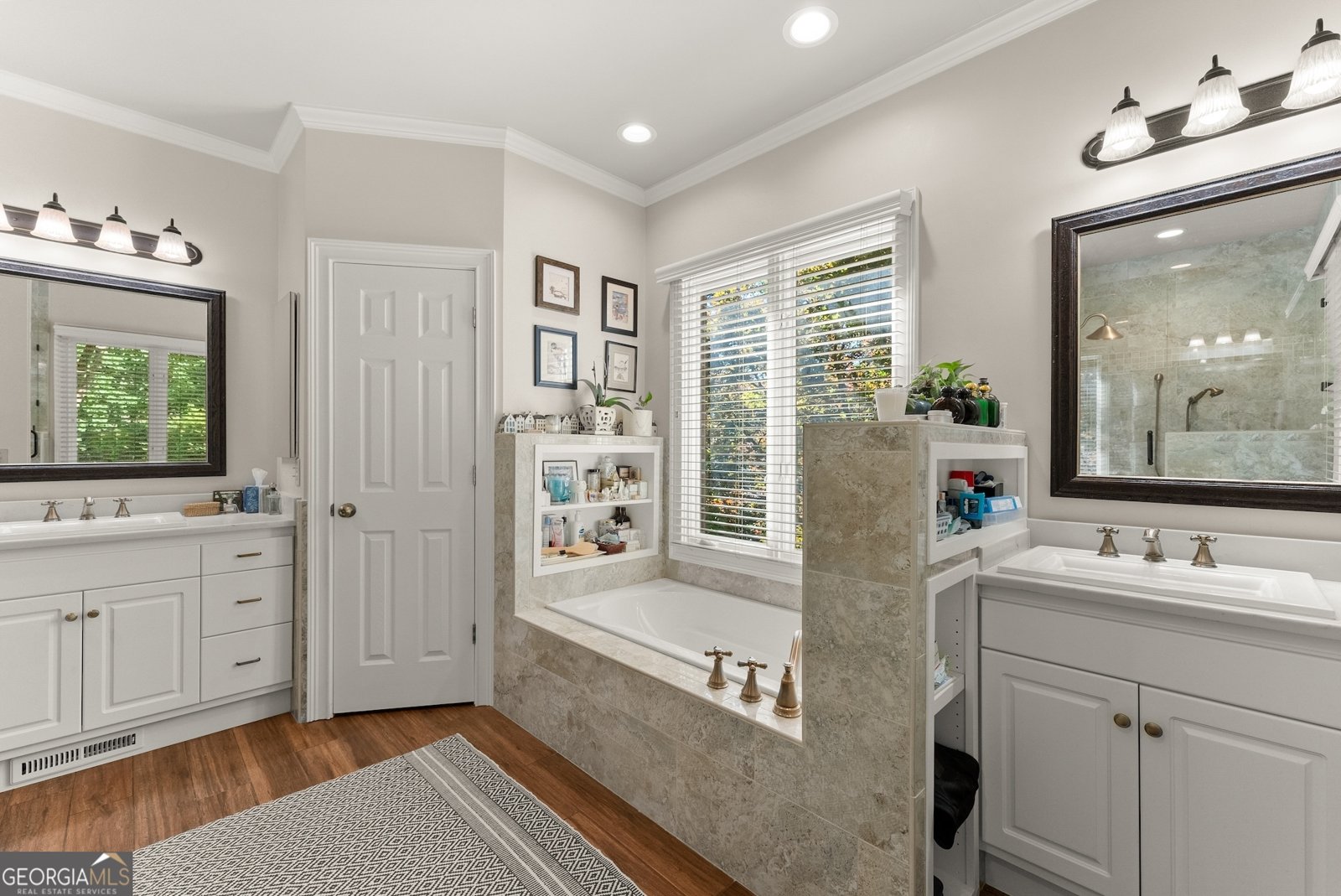 31 Willows Court Cleveland - 24