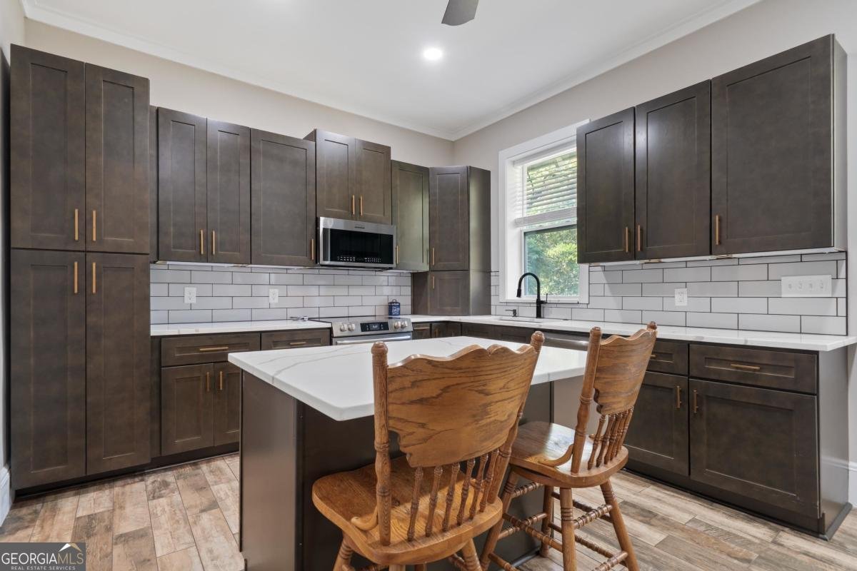 208 West South Street Greensboro - 16