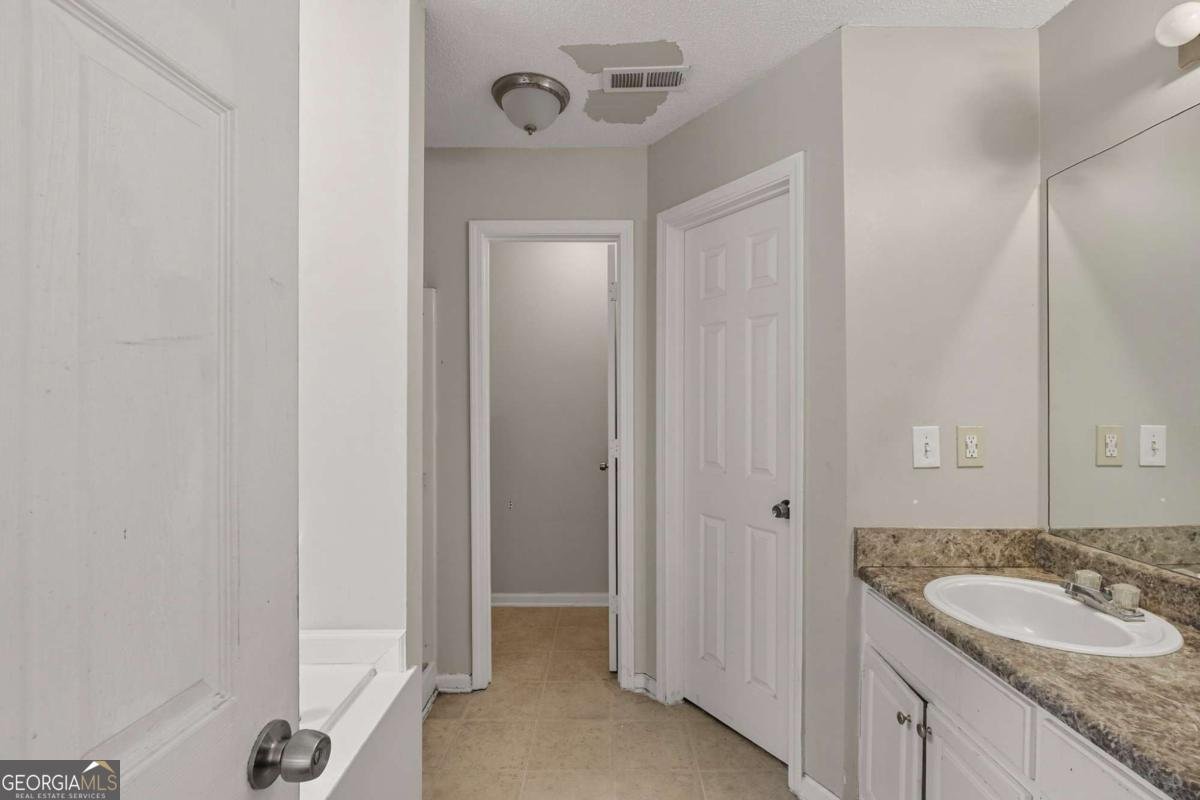 1651 ISLEWORTH Circle College Park - 17