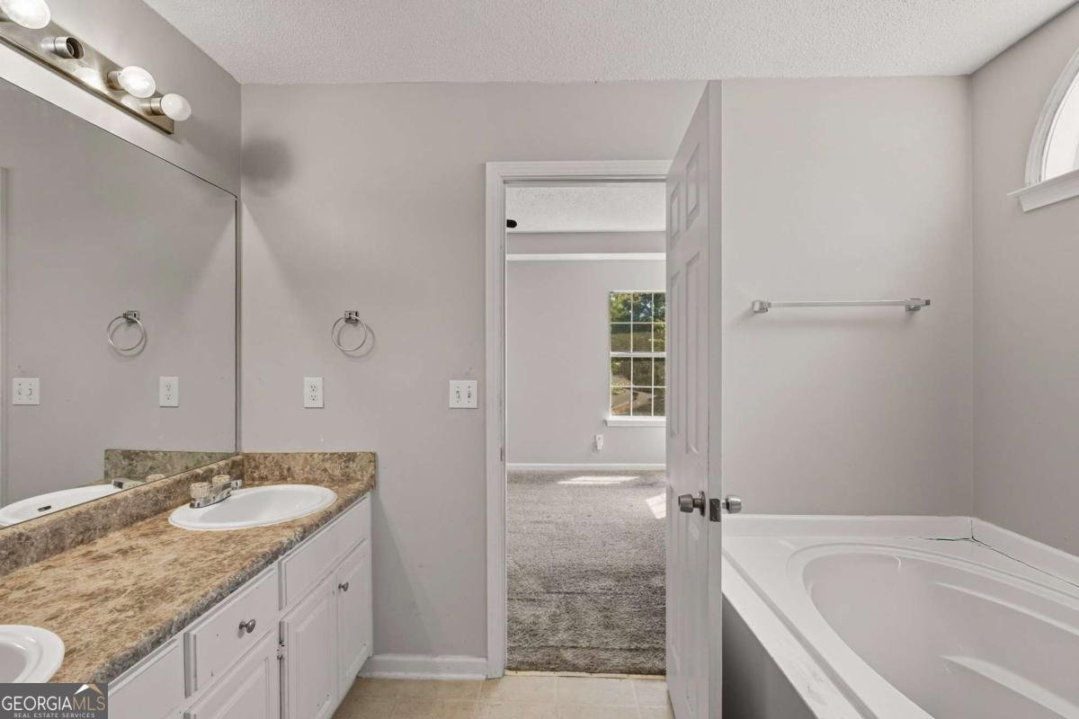 1651 ISLEWORTH Circle College Park - 18