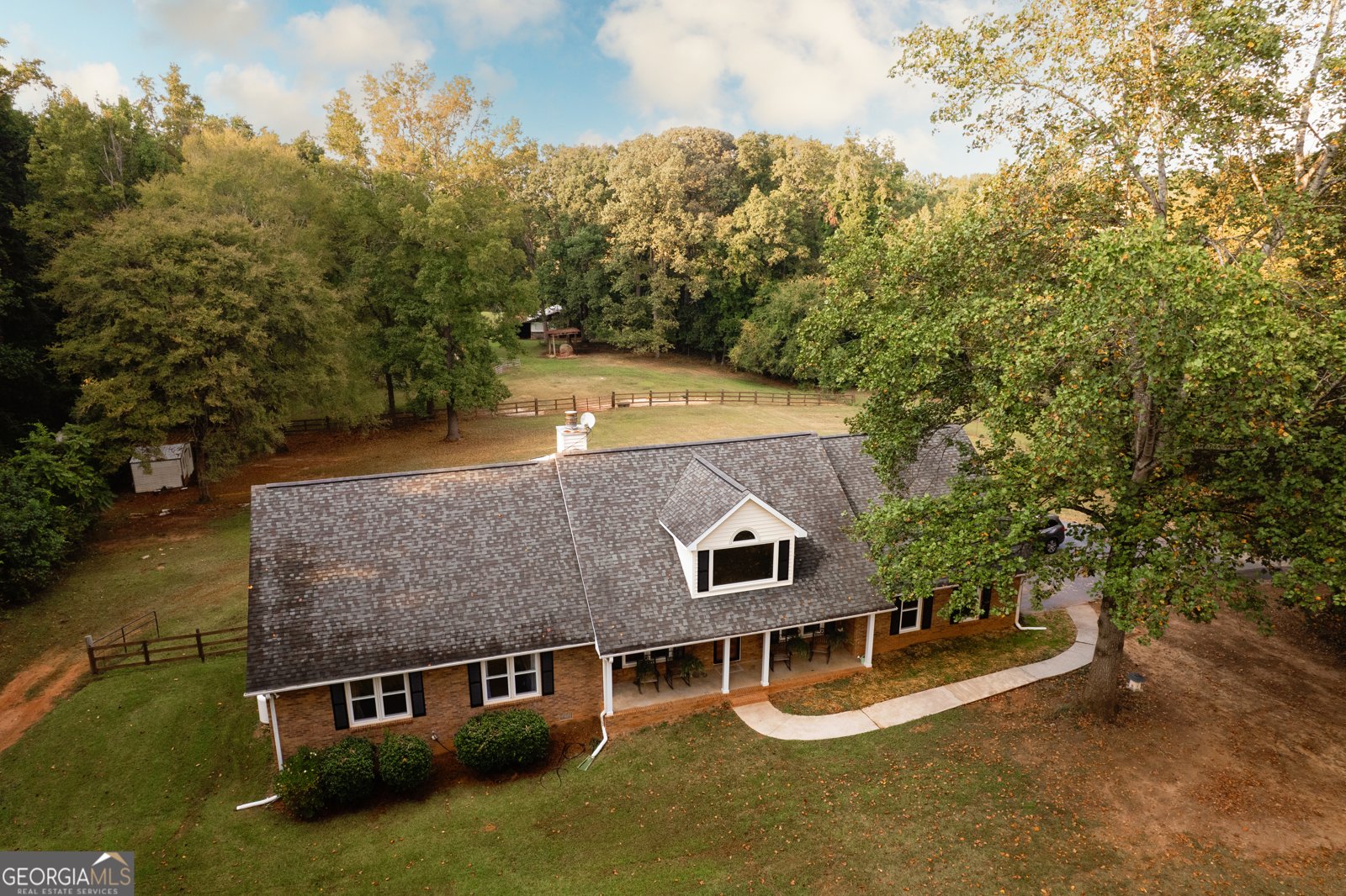 295 Hillview Road Hampton - 1